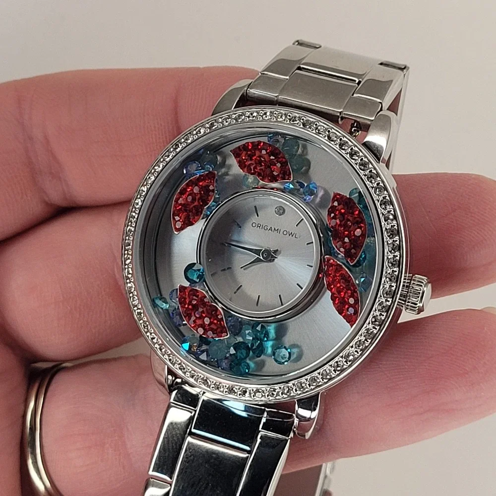 Origami Owl Silver Crystal Living Locket Watch - Red Lips & Blue Crystals